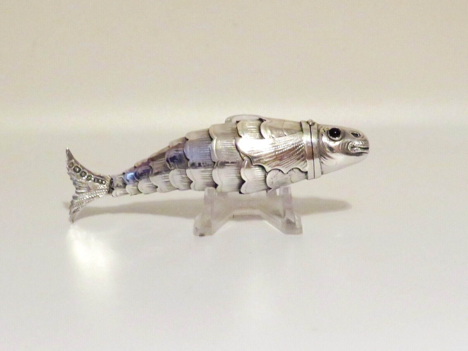 Antique Novelty Edwardian Sterling Silver Articulate Fish Box Fully Hallmarked