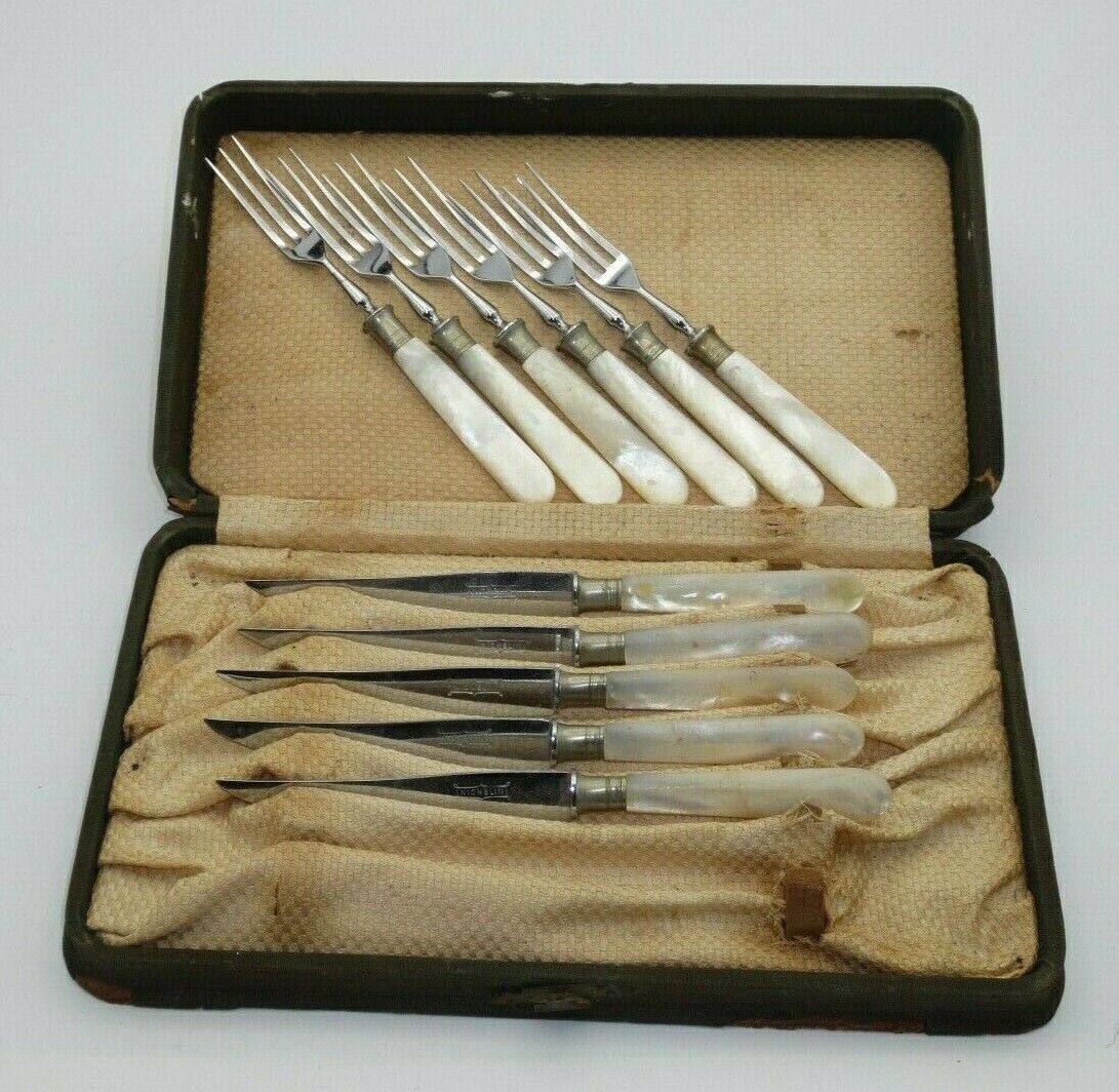 VINTAGE NICKELIN FISH/FRUIT/CHEESE FORKS & KNIVES with MOP HANDLES in BOX 