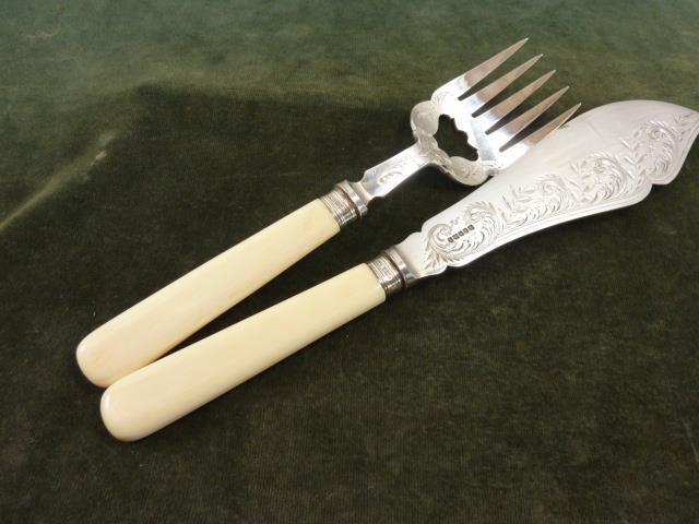Nice Pair of Antique Harrison Brothers & Howson Fish Servers Silver Plated
