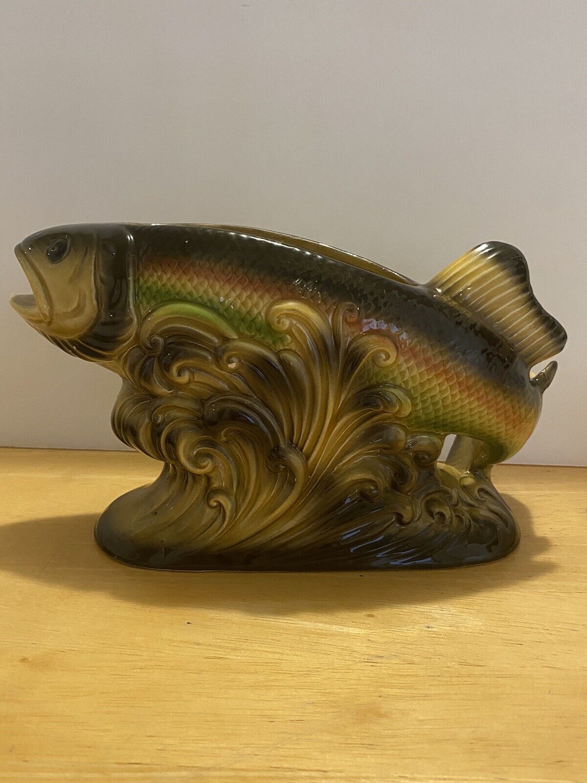 Vintage Ardco glazed ceramic rainbow, trout planter man’s Valet Cash pot Fig