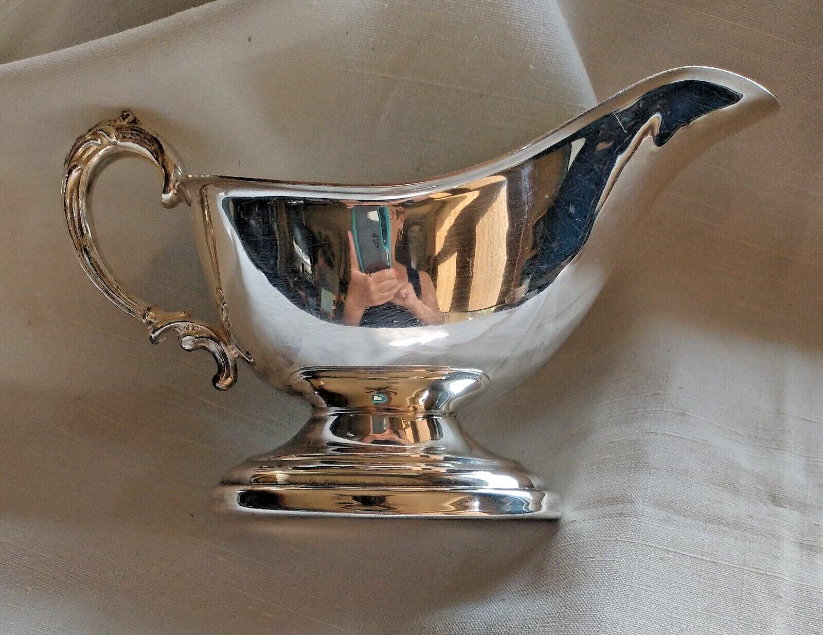 SILVER PLATE GRAVY or SAUCE BOAT with PEDESTAL BASE
