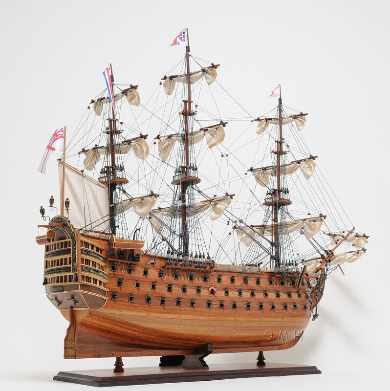 HMS Victory Nelson\'s Flagship Tall Ship Wooden Model Sailboat 30\