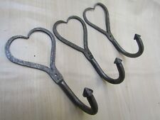 Pack of 3  SHAKER STYLE HEART HOOK ANTIQUE IRON  hand forged rustic old vintage  picture