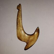 FINE LARGE ANTIQUE POLYNESIAN FISH HOOK - 10 CM - 19th CENTURY picture
