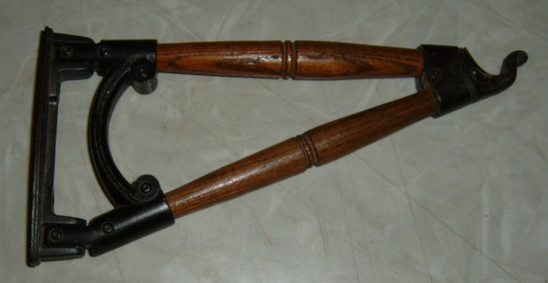 Vintage 70s Swivel Plant Hook Wood & Metal Lantern Lamp Wall Hanger Decor 7.5”