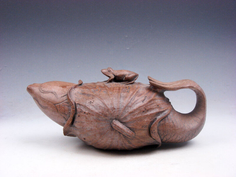 Vintage Stone Crafted Teapot Carp Fish Wrapped In Lotus Leaf Shaped w/ Frog Lid