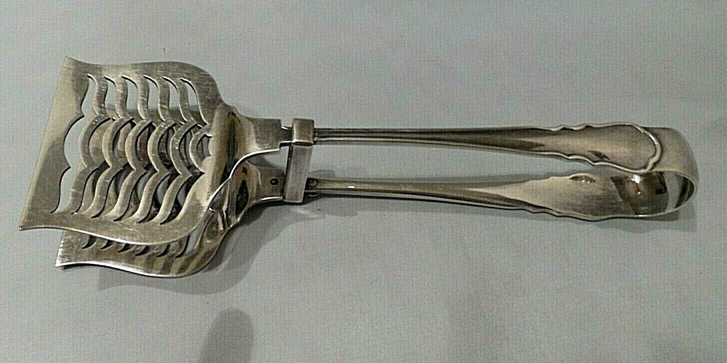 ANTIQUE BRITANNIA PLATE ASPARAGUS PRONGS MADE BY WILLIAM HUTTON & SONS ENGLAND