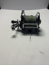 Vintage Shakespeare Ocean Pride Fishing Reel 2220 picture